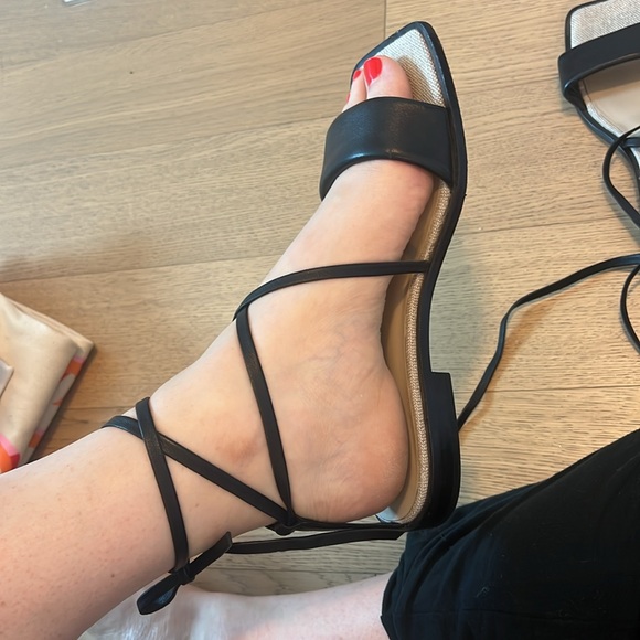 Lace Up Vince Sandal - Picture 10 of 11